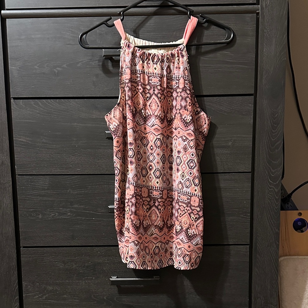 Taylor & Sage Pink Patterned Women's Top